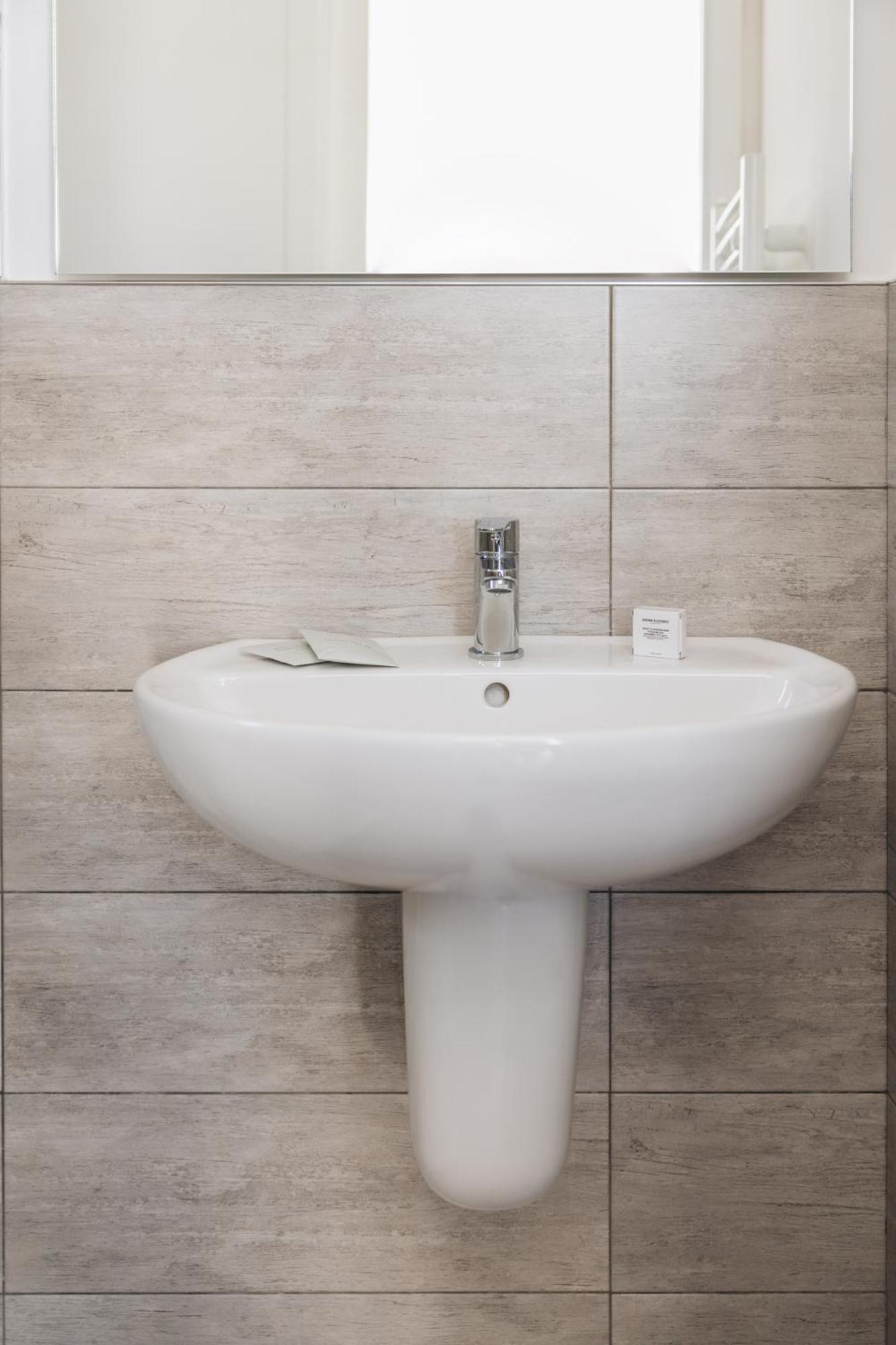 Santi Medici - Appartamento Centrale Con Terrazza แตร์ลิซซี ภายนอก รูปภาพ